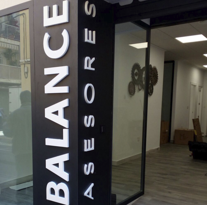 Fachada - Balance Asesores